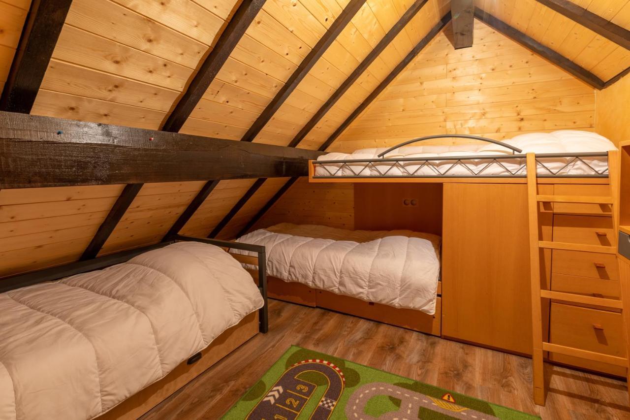 レ・ザングルLe Repaire Du Cerf - Triplex Avec Balconアパートメント エクステリア 写真