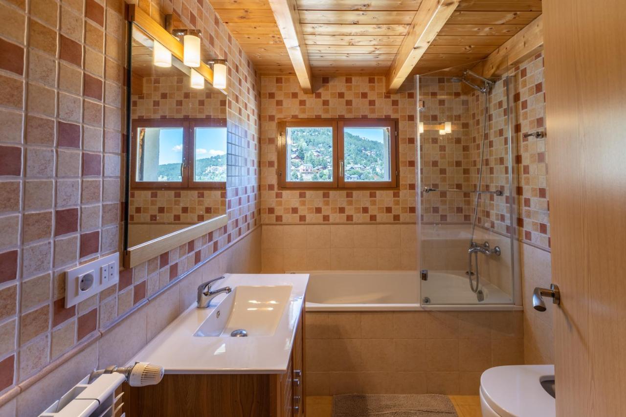 レ・ザングルLe Repaire Du Cerf - Triplex Avec Balconアパートメント エクステリア 写真